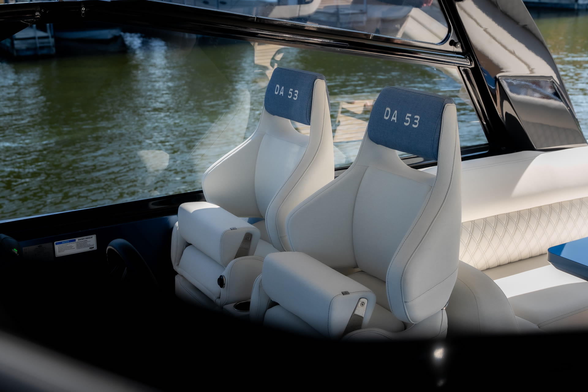DA 53 pinnacle of design